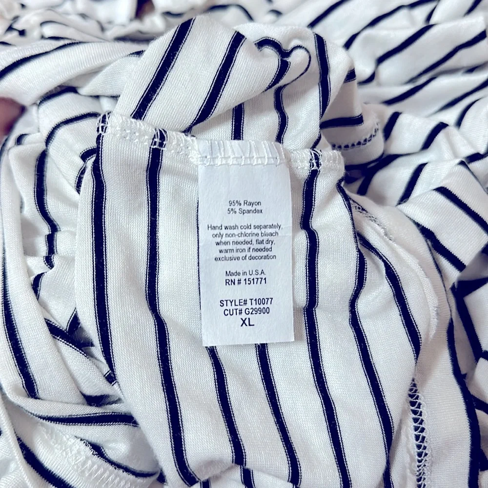 NWOT KAILEIGH long sleeve top‎ - black/white - Picture 5 of 5